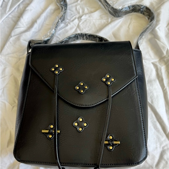 NWT Wicked Elphaba Messenger Bag from Hot Topic (still has plastic wraps on it) - Picture 9 of 11